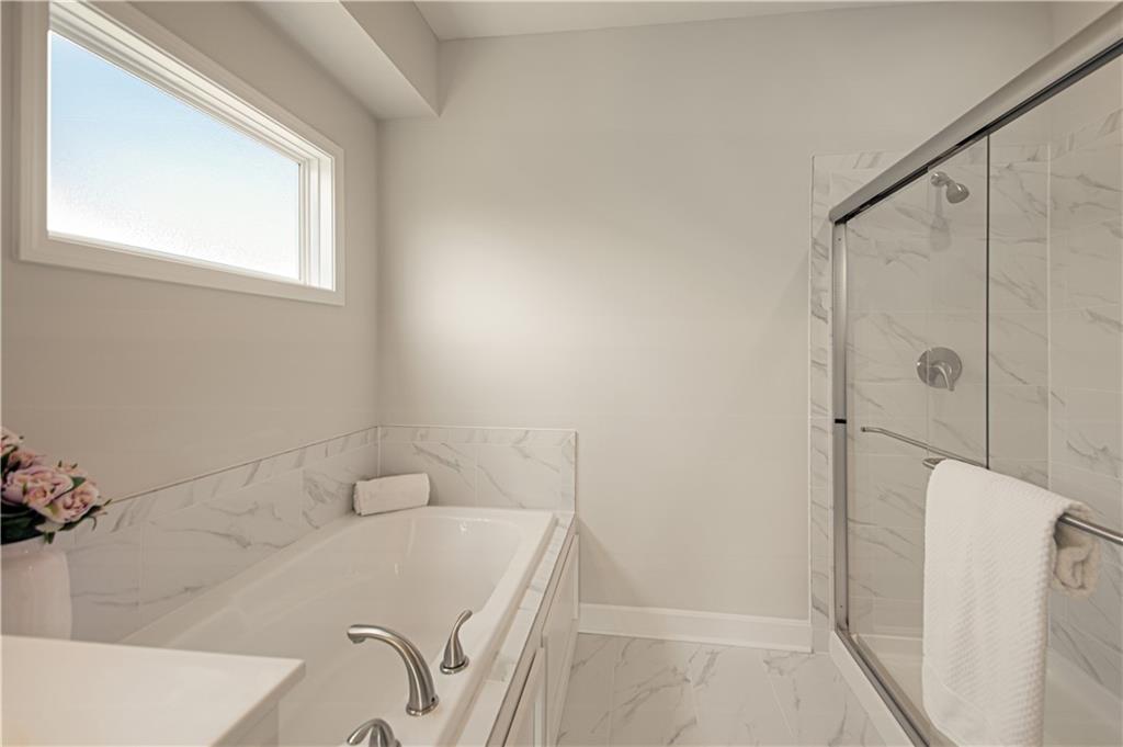 623 E 13th Street Property Photo 19