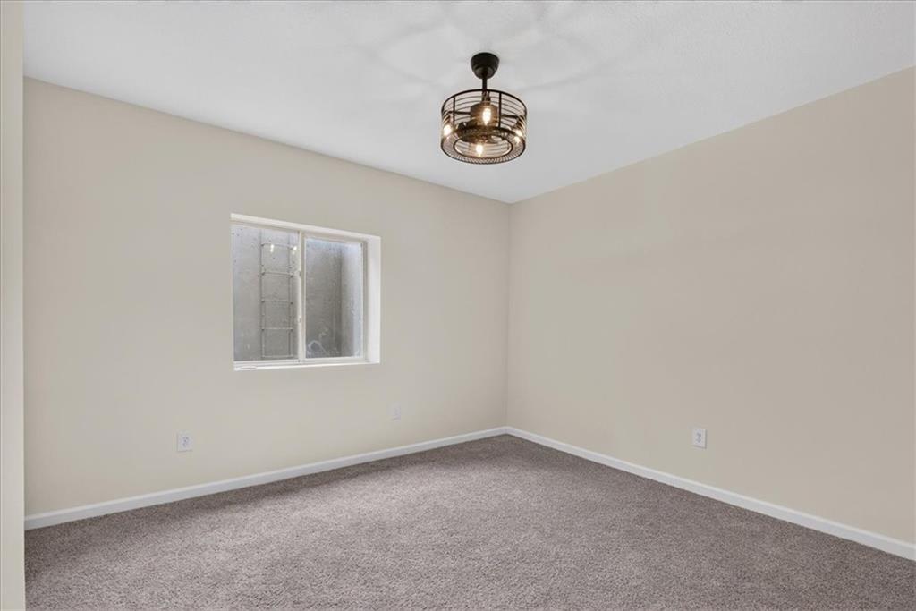 1829 Ne Riley Drive Property Photo 37