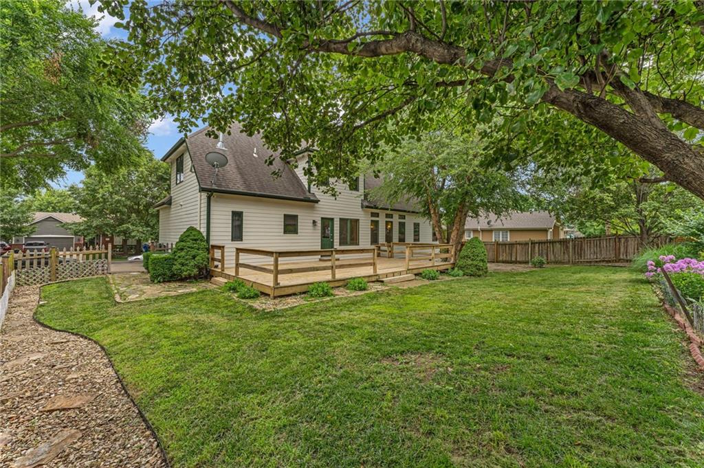 4178 Blackjack Oak Drive Property Photo 3
