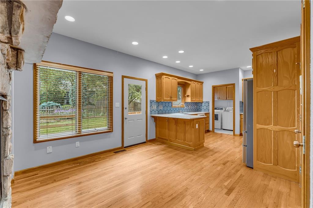 4178 Blackjack Oak Drive Property Photo 15