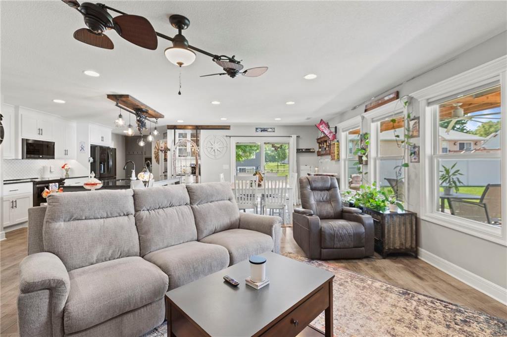 205 Ceremonial Drive Property Photo 6