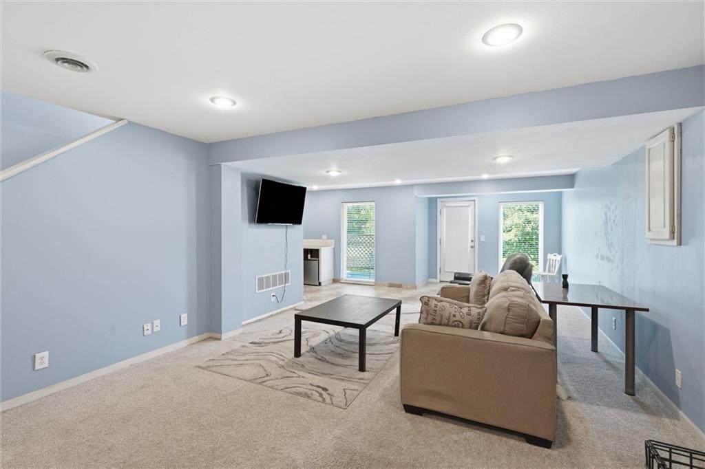 12264 S Crest Drive Property Photo 16