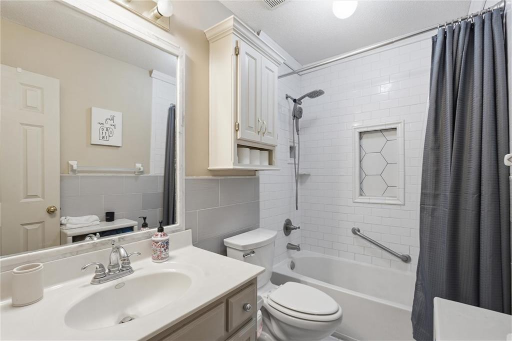 12264 S Crest Drive Property Photo 21