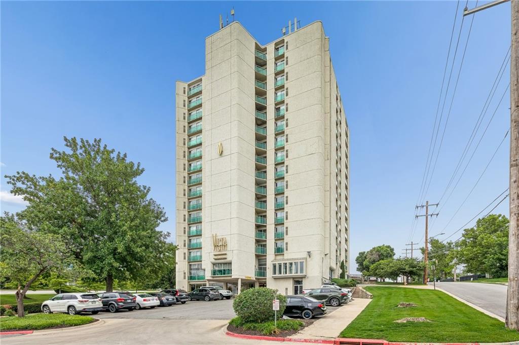 3838 Rainbow Boulevard Property Photo 1