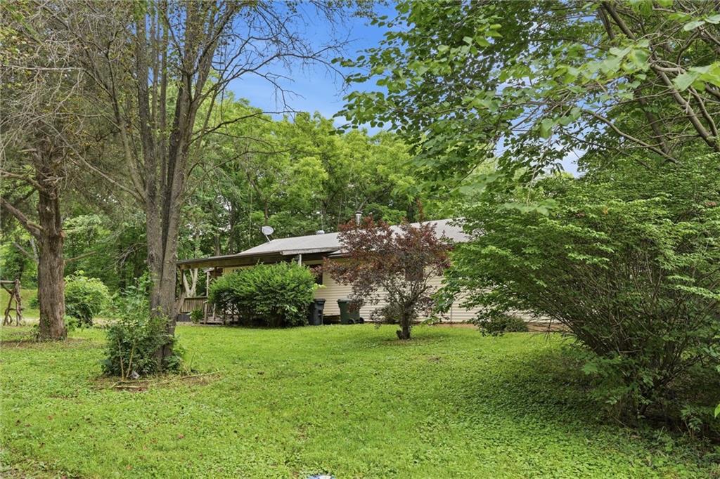 17052 Dempsey Road Property Photo 5