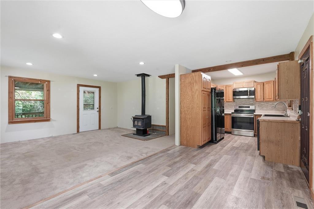 17052 Dempsey Road Property Photo 11