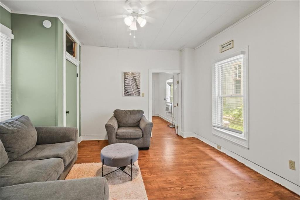 721 Olive Street Property Photo 6