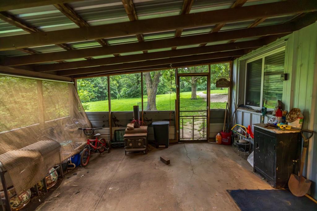 620 Sw T Highway Property Photo 58