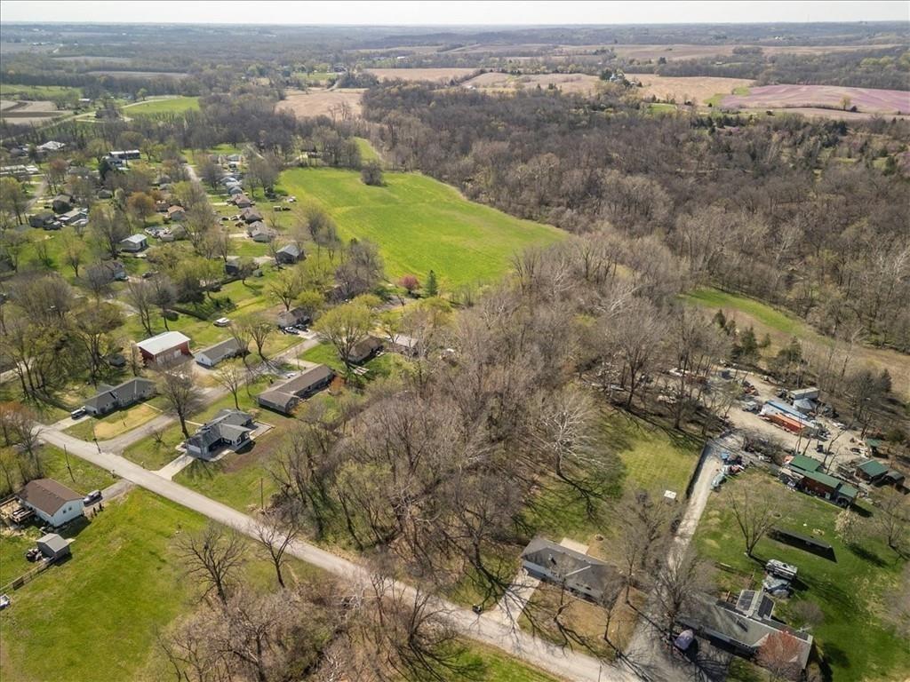 Chickadee Court Property Photo 6