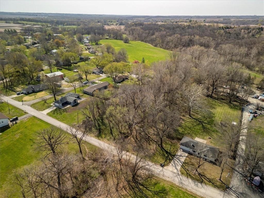 Chickadee Court Property Photo 7