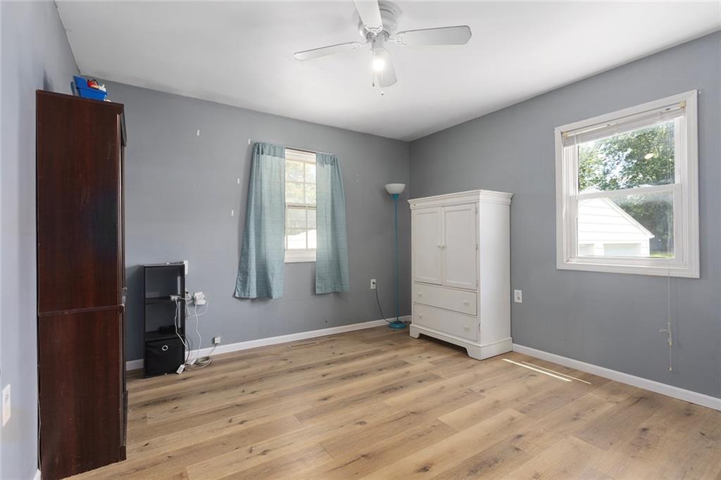 107 E Maple Street Property Photo 18