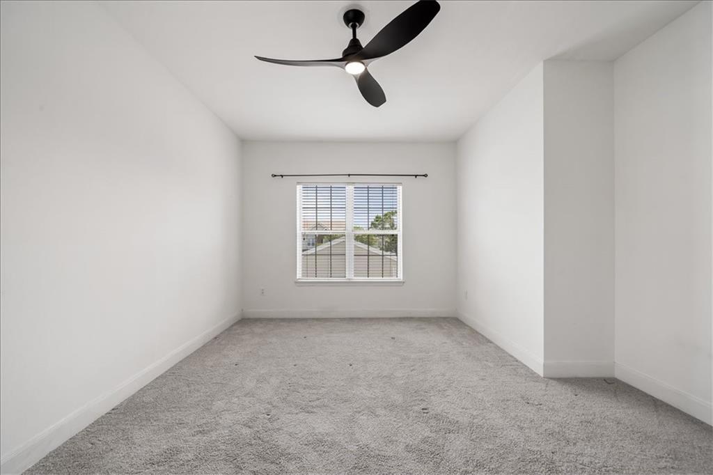 11625 Tomahawk Creek Parkway Property Photo 19