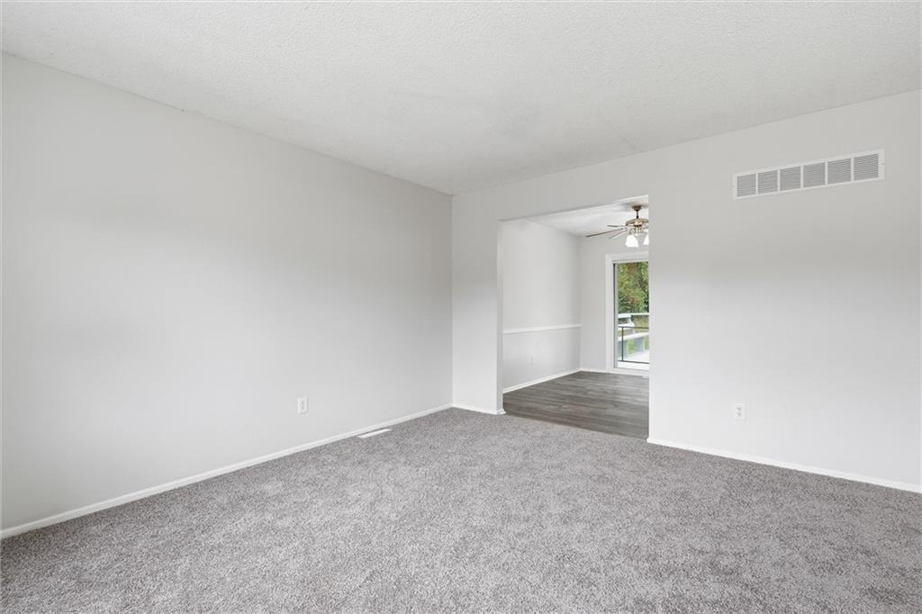5212 Nw Valley View Road Property Photo 11