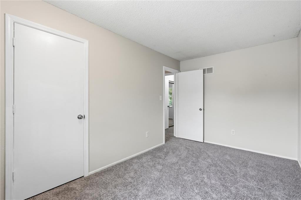 5212 Nw Valley View Road Property Photo 23