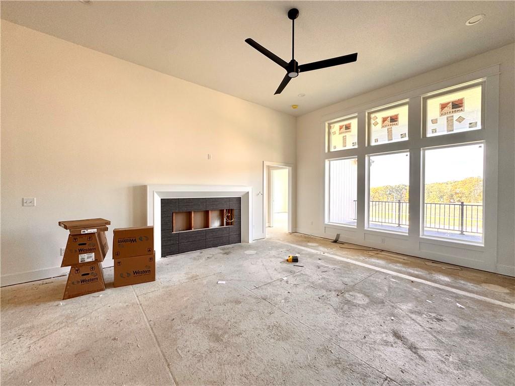 8304 Nw 90th Street Property Photo 5