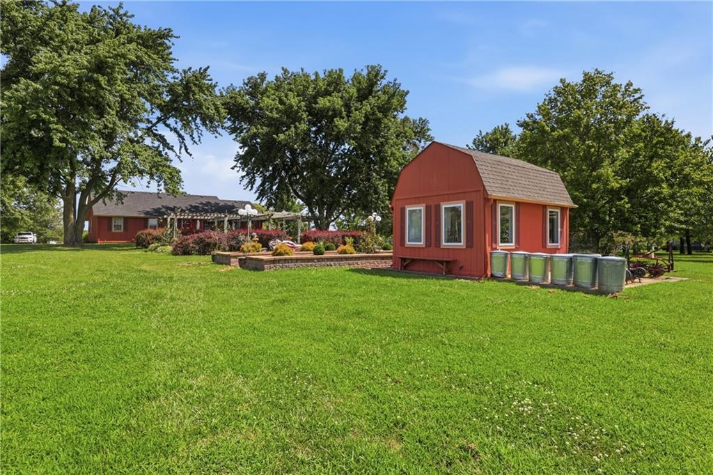 1250 Nw 450 Road Property Photo 8