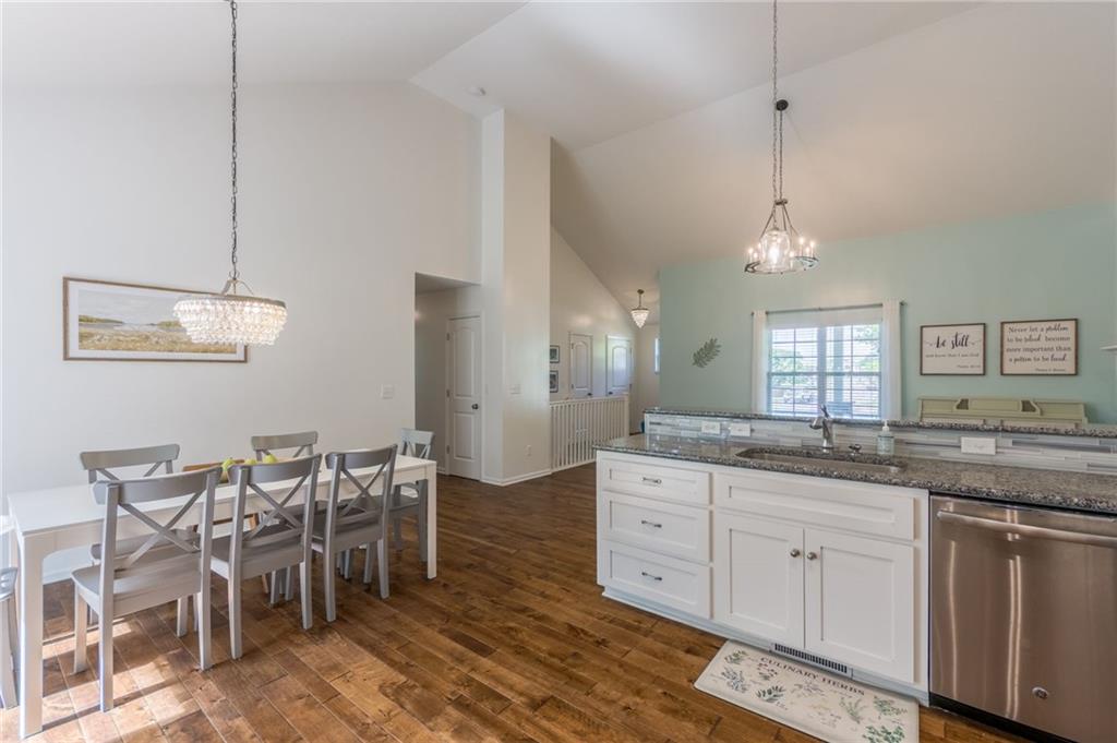 1309 Regency Drive Property Photo 6
