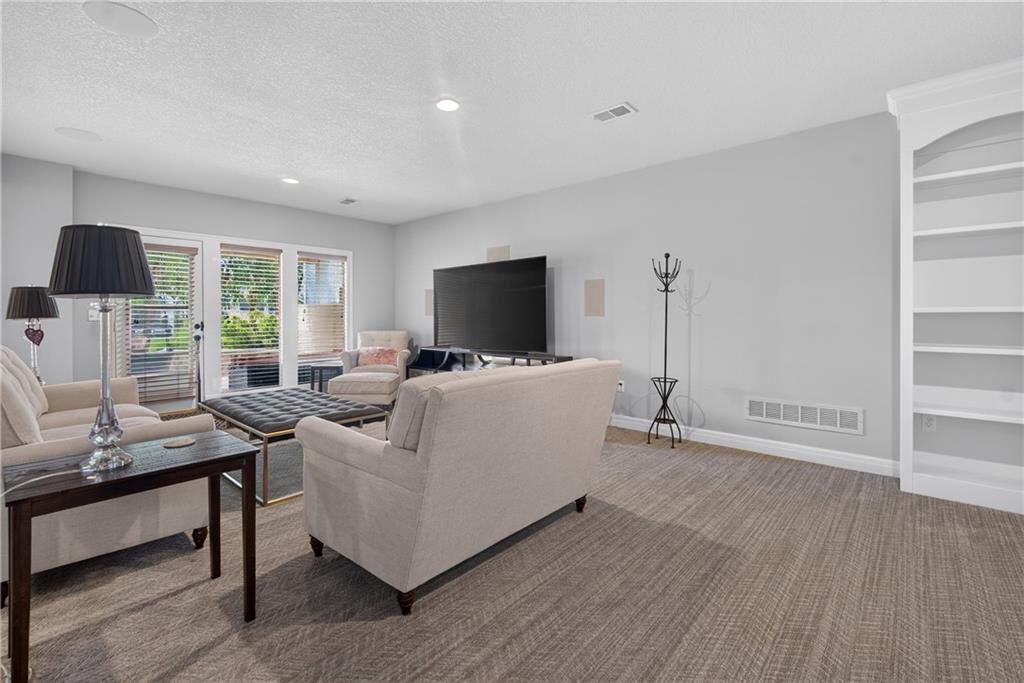 11644 S Carriage Road Property Photo 33