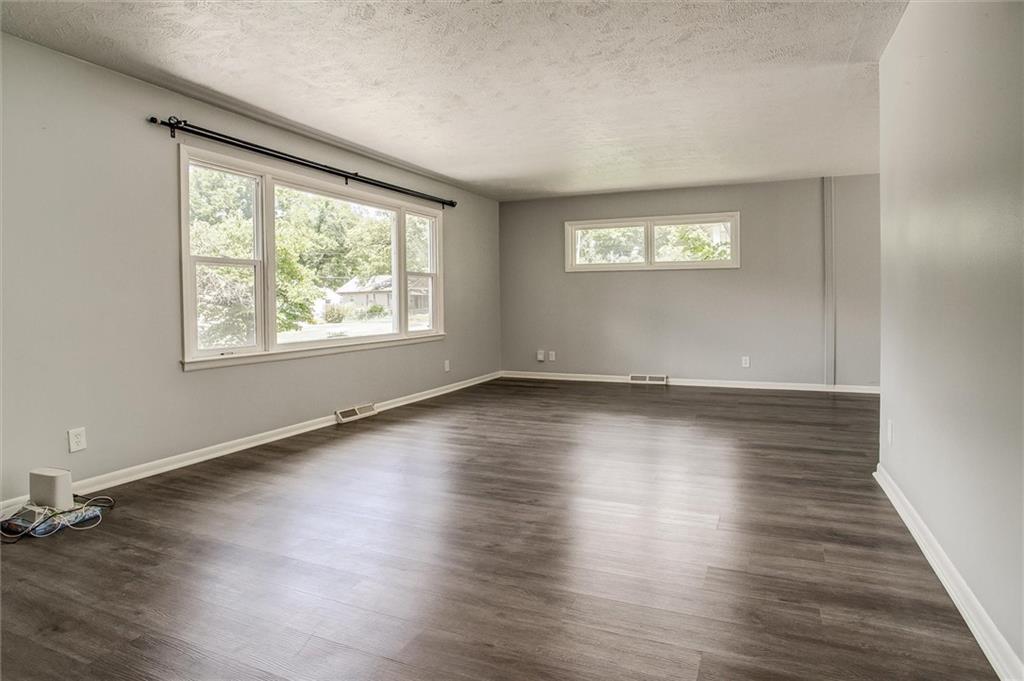 151 Cornell Avenue Property Photo 8
