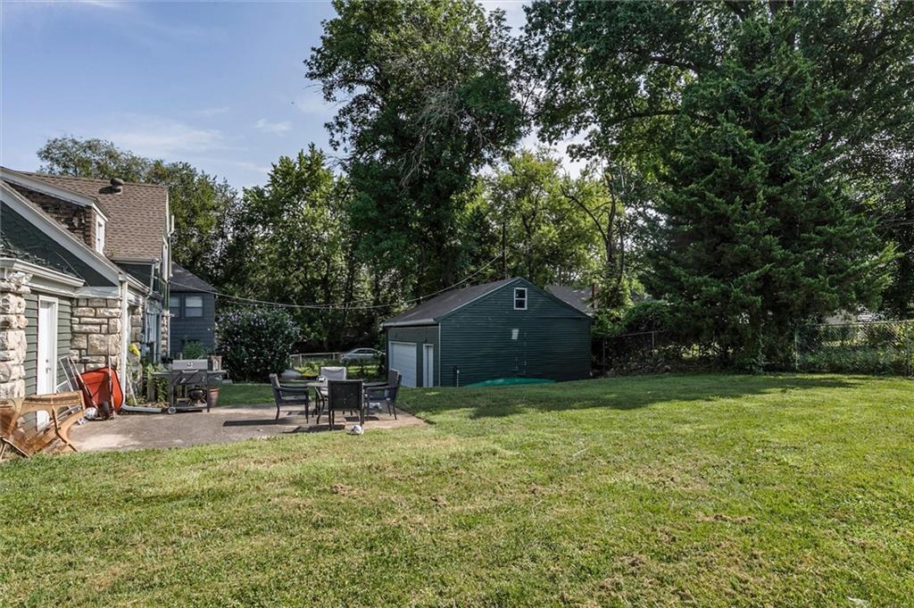 7421 Forest Avenue Property Photo 31