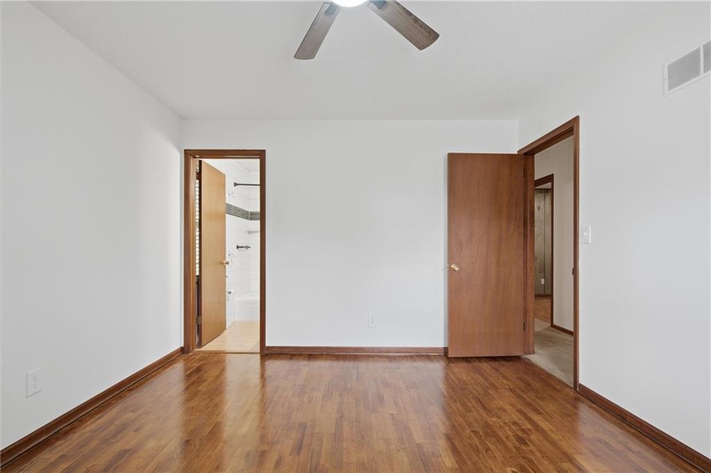 1003 N Garner Street Property Photo 21