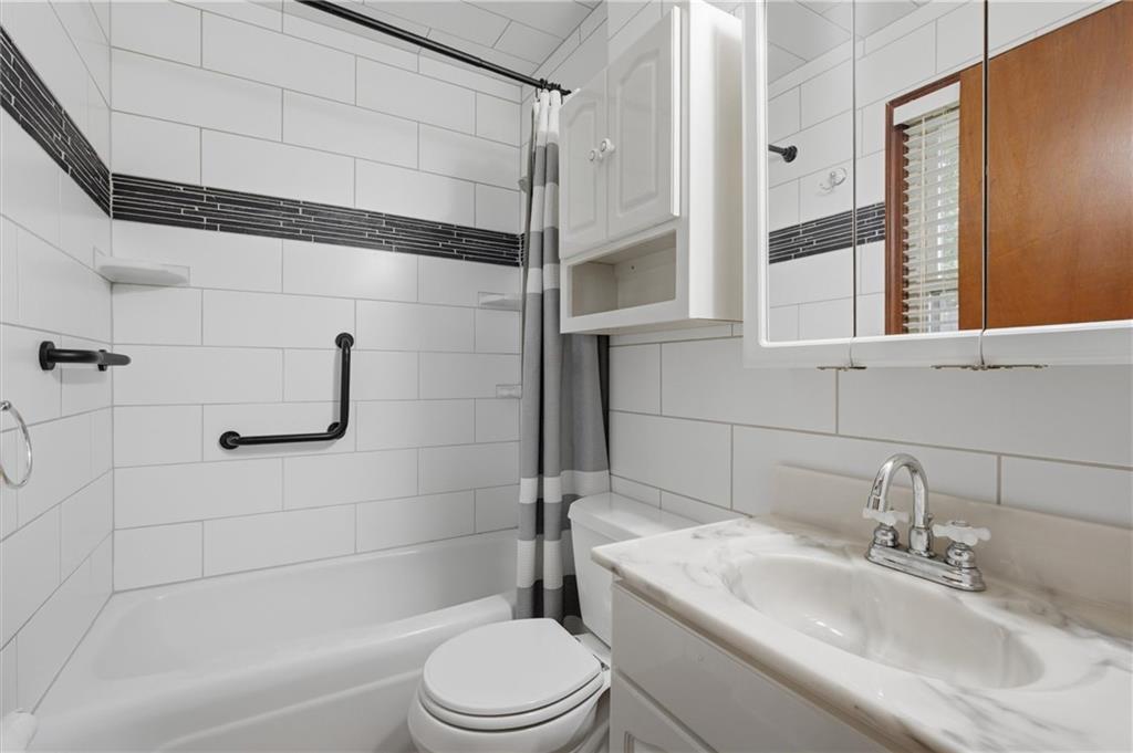 1003 N Garner Street Property Photo 22