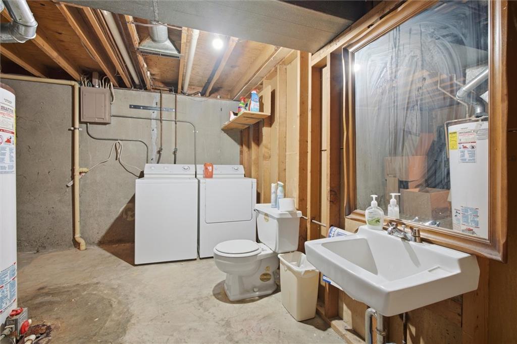 1003 N Garner Street Property Photo 24
