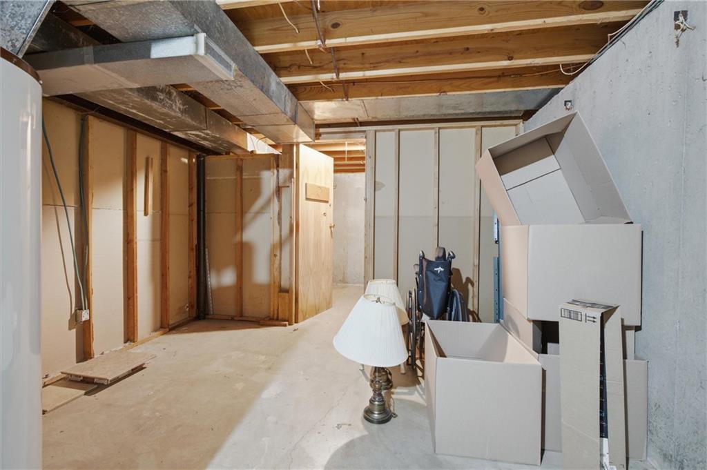 1003 N Garner Street Property Photo 25