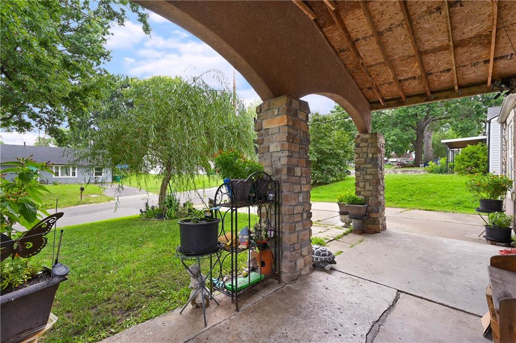 5010 Harmony Drive Property Photo 3