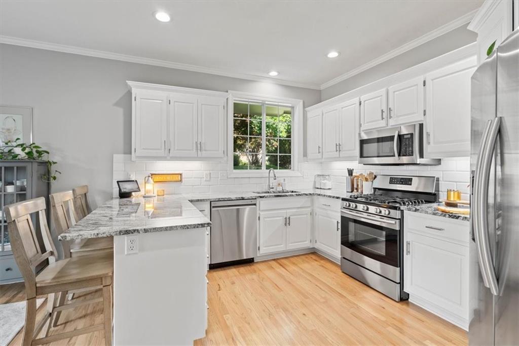 13735 Pembroke Circle Property Photo 11
