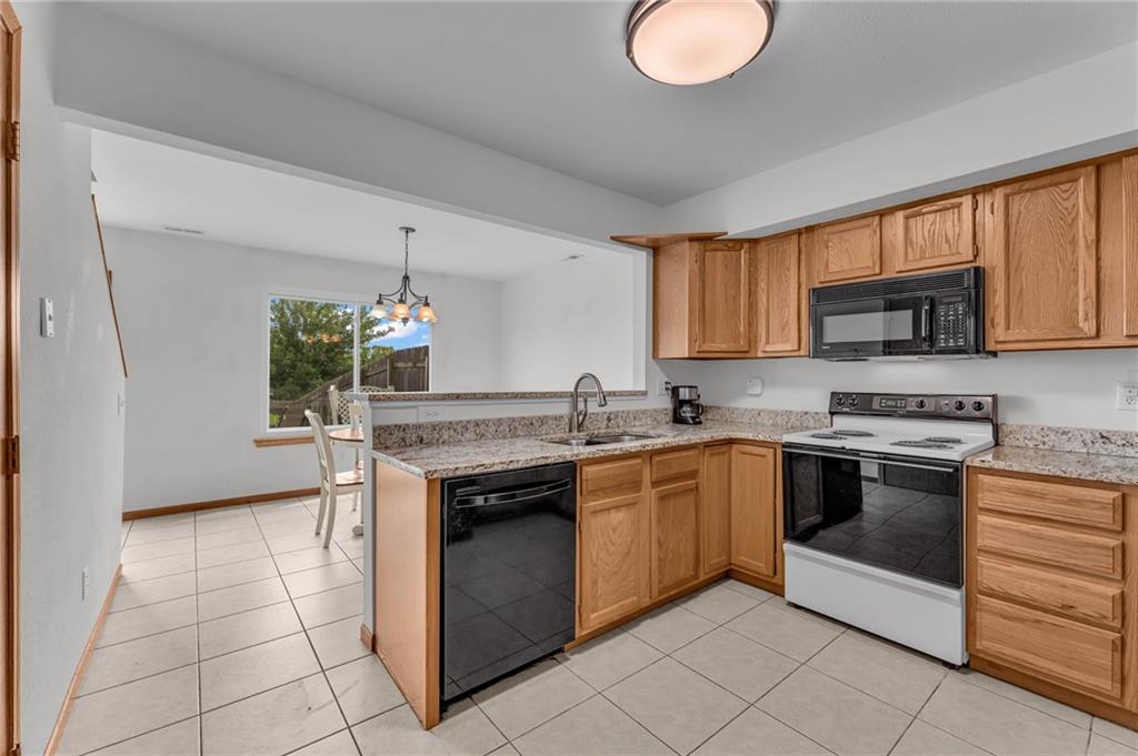 4929 Stoneback Place Property Photo 13