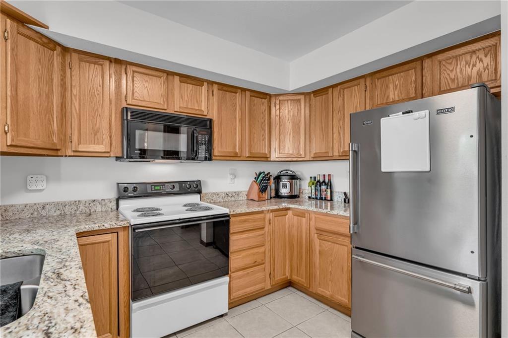 4929 Stoneback Place Property Photo 15
