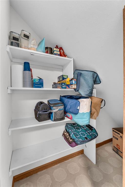 4929 Stoneback Place Property Photo 16