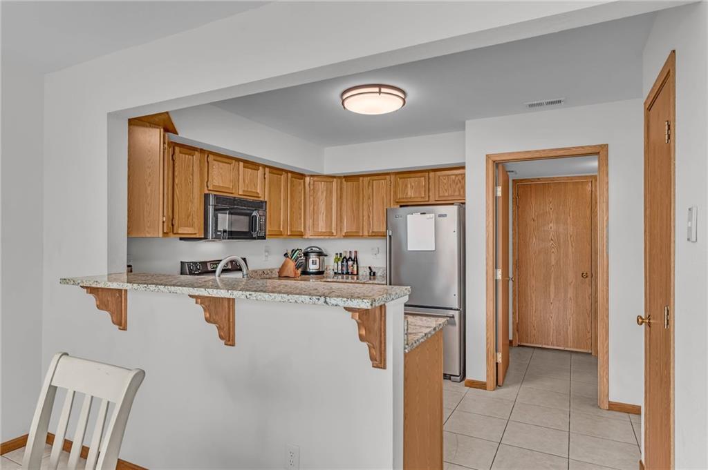 4929 Stoneback Place Property Photo 17