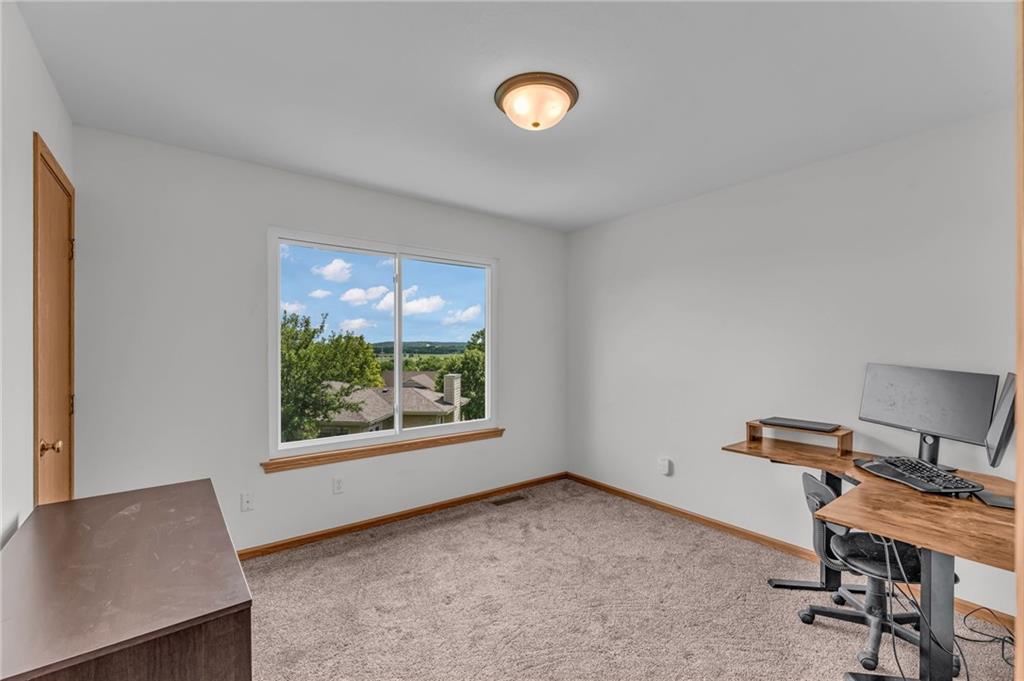 4929 Stoneback Place Property Photo 28