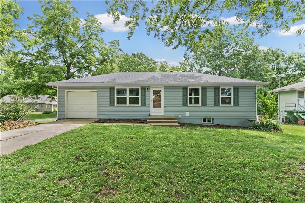 1104 Lexington Road Property Photo 1