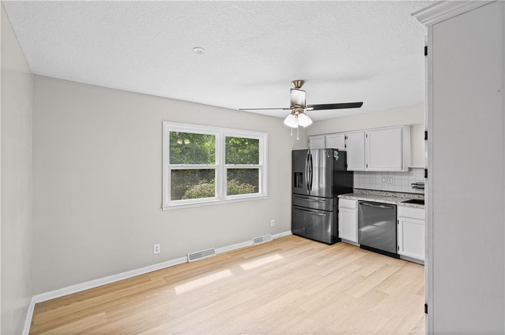 1104 Lexington Road Property Photo 11
