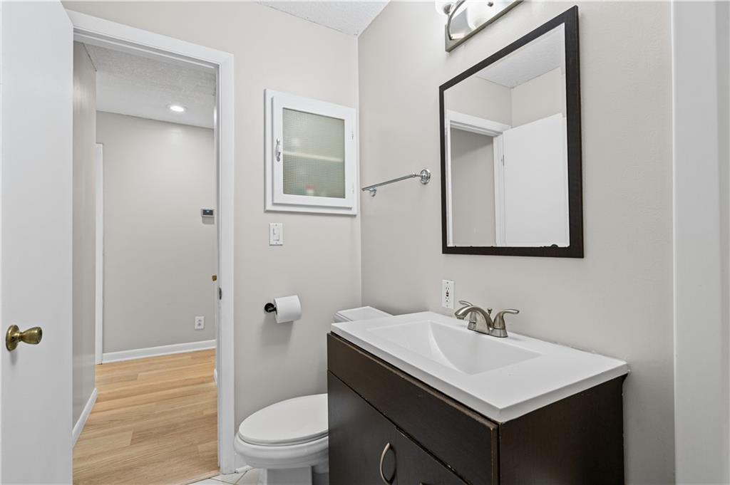 1104 Lexington Road Property Photo 12