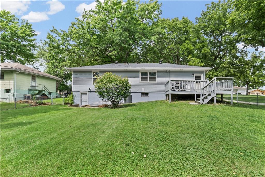 1104 Lexington Road Property Photo 25