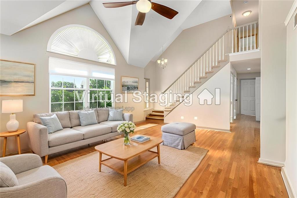 604 Hawthorne Place Property Photo 7