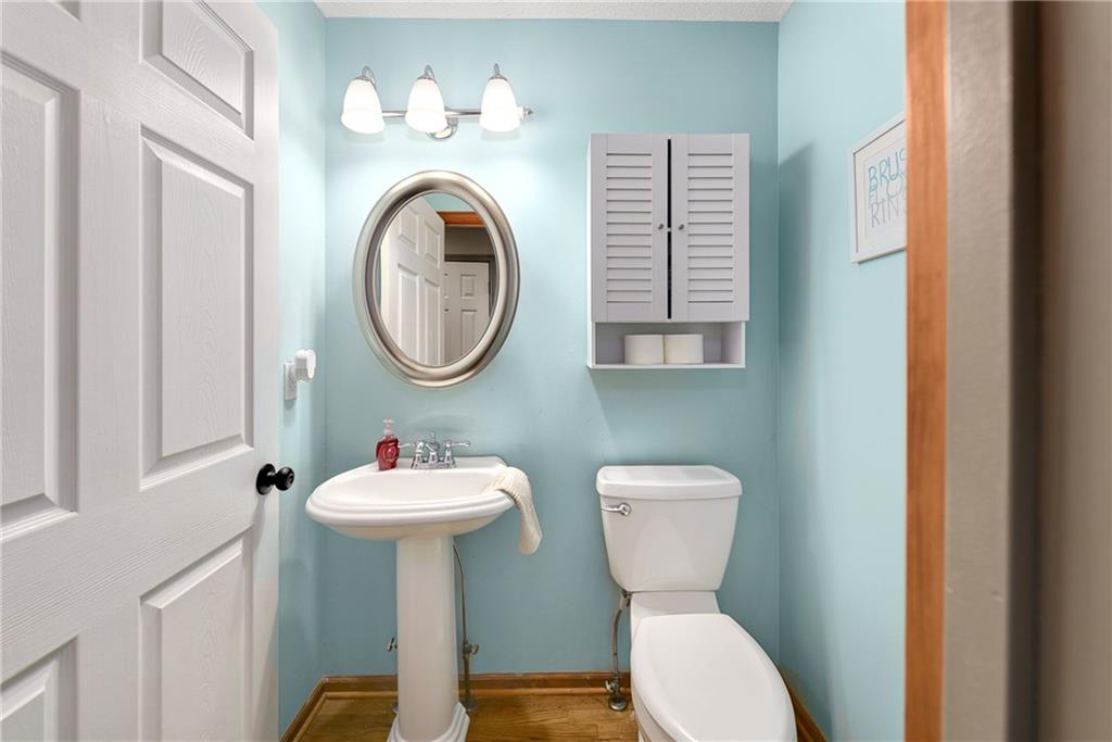 604 Hawthorne Place Property Photo 20