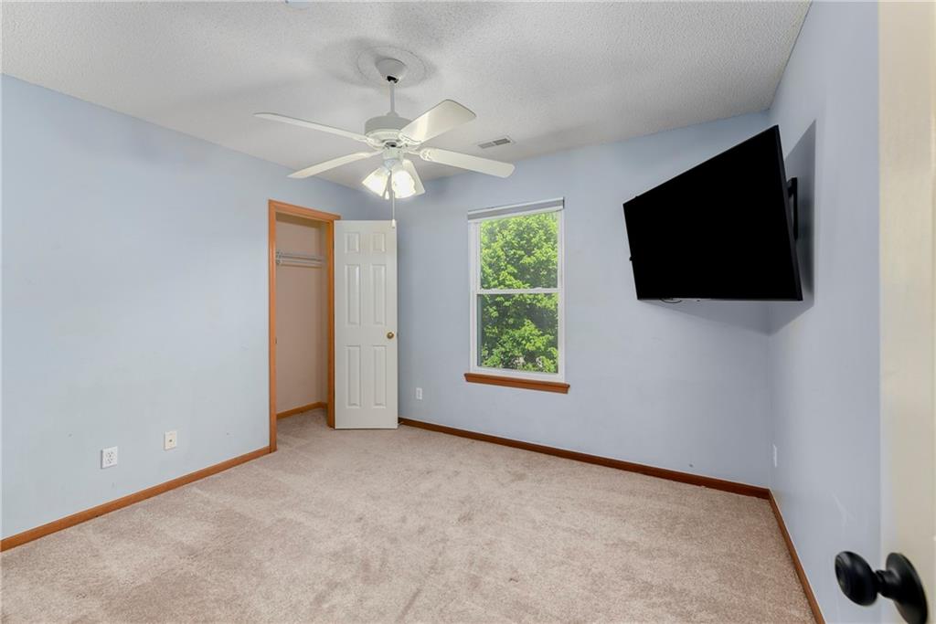 604 Hawthorne Place Property Photo 22