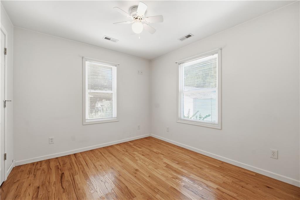 1430 S Kings Highway Property Photo 18