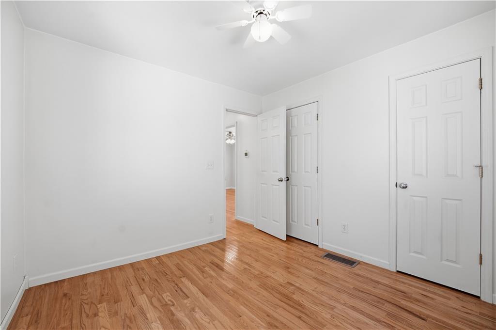 1430 S Kings Highway Property Photo 19