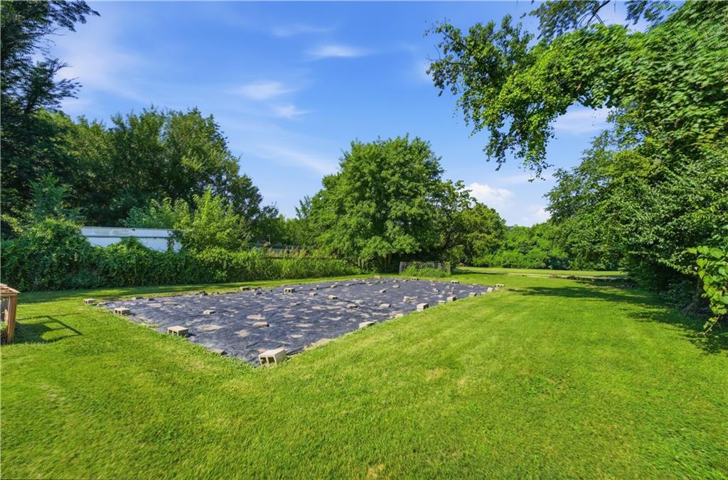 1430 S Kings Highway Property Photo 26