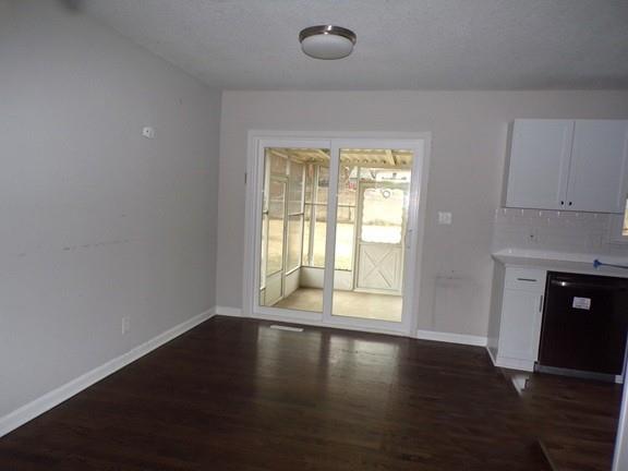 908 Sw 14th St Terrace Property Photo 5