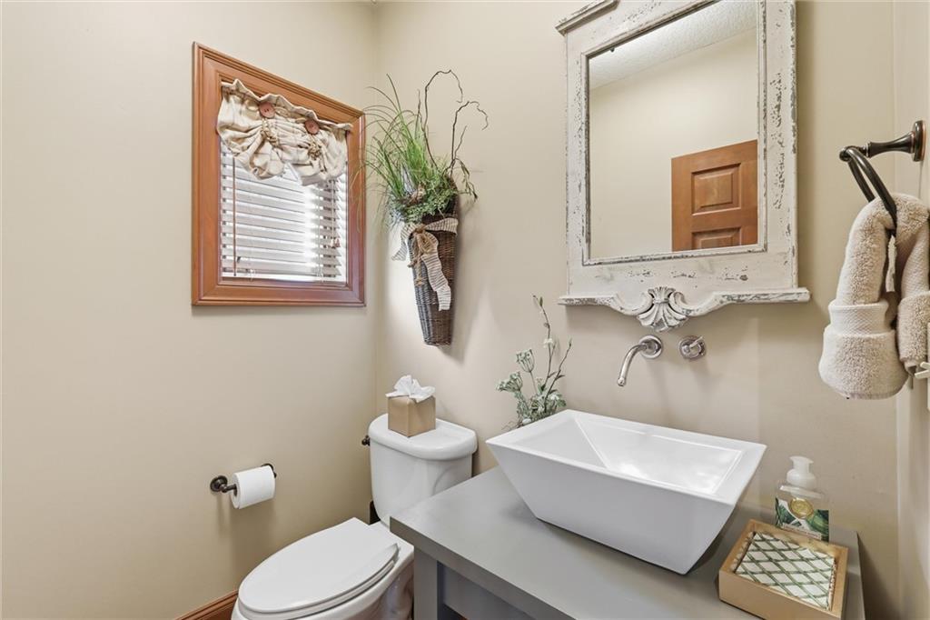 5805 Malcolm Lake Road Property Photo 37