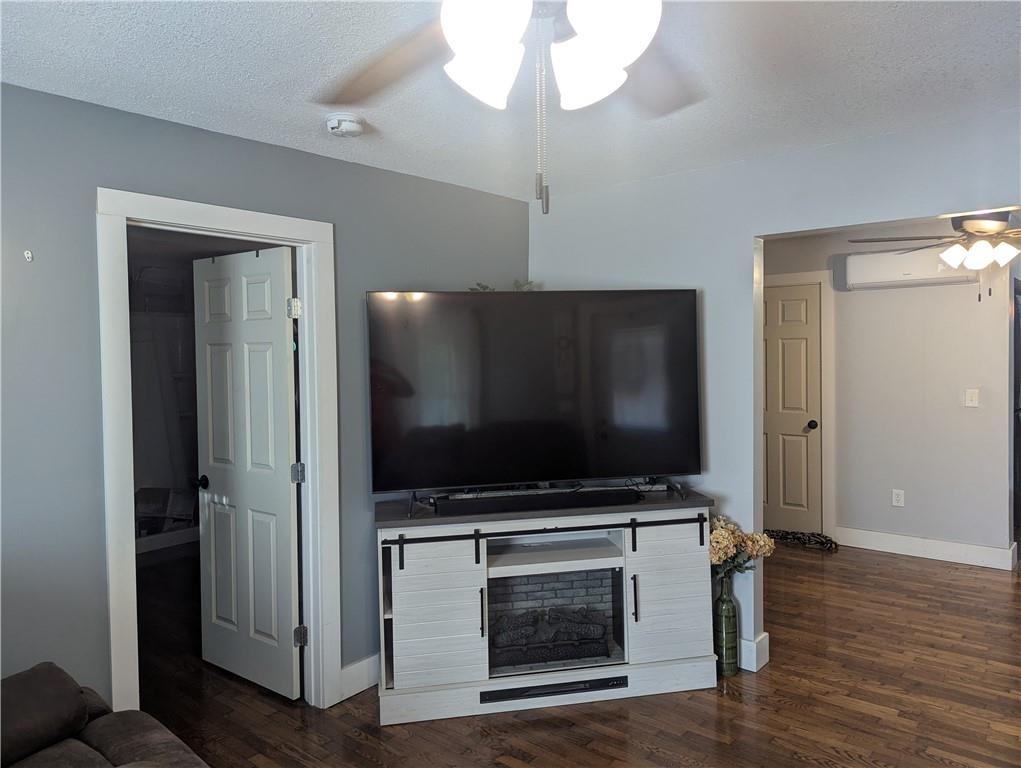 6426 Ne Witt Road Property Photo 17