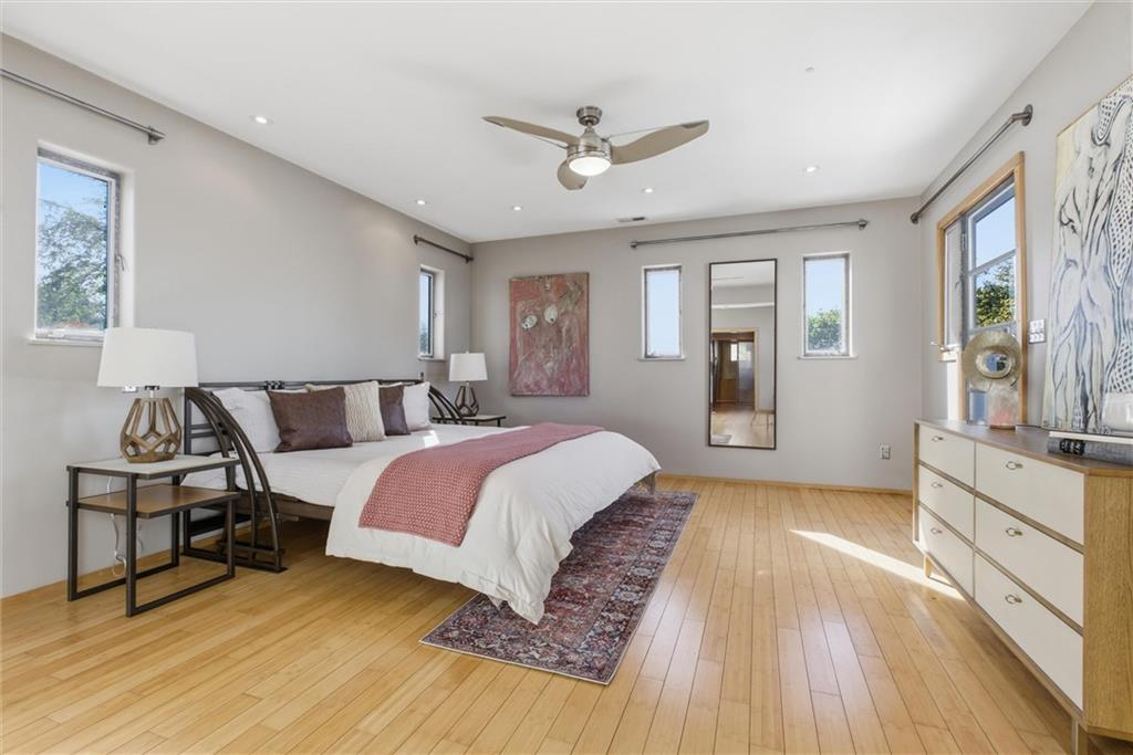 1520 Jarboe Street Property Photo 17