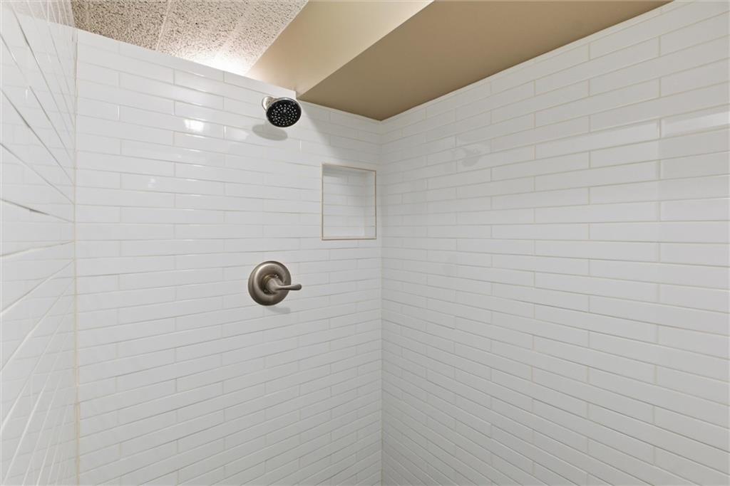 1520 Jarboe Street Property Photo 28
